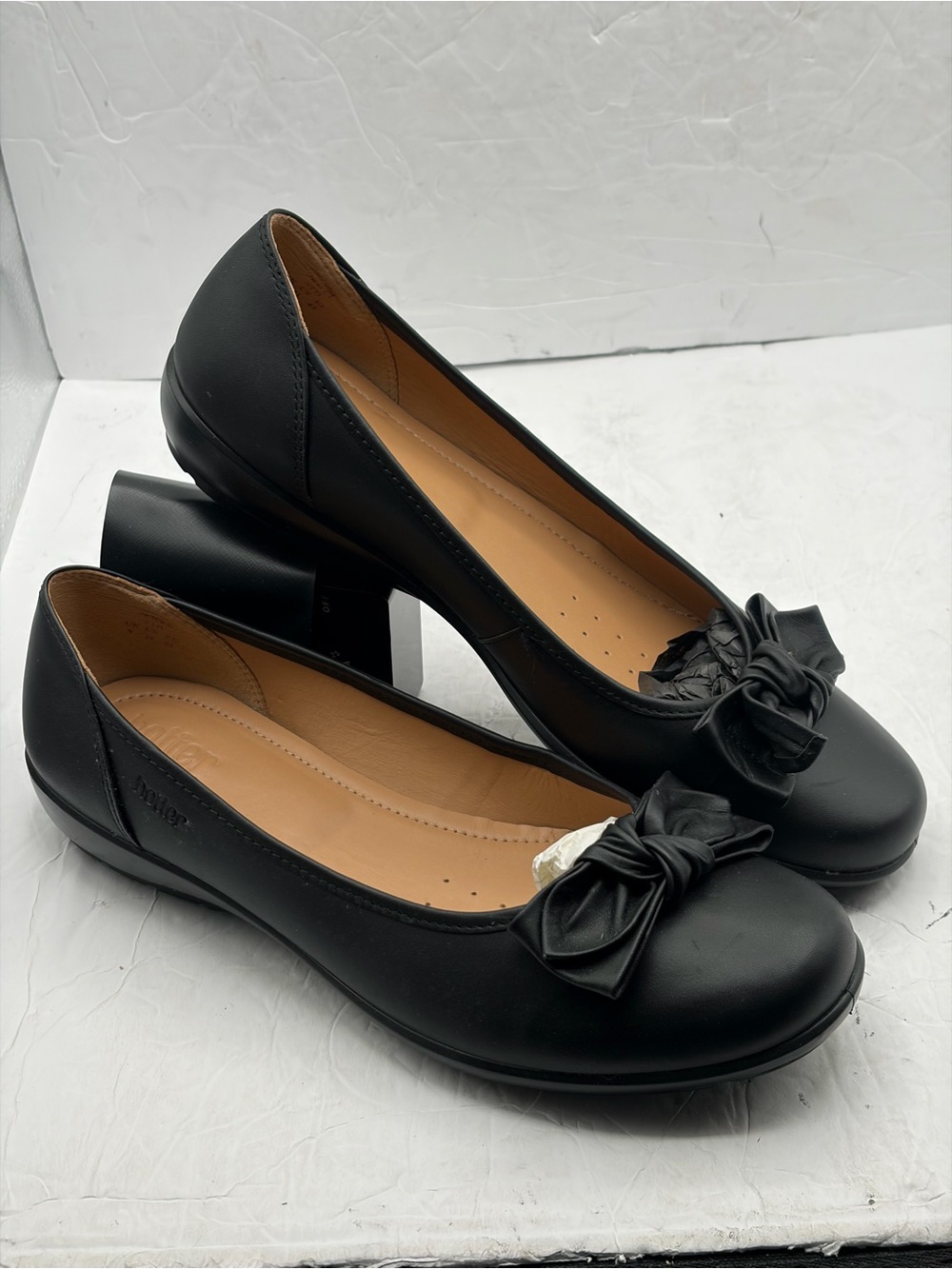 Hotter Emmy Women's US 11 Shoes Black Leather Comfort Career Bow Ballet Flats
